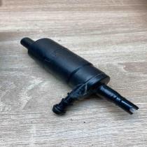 26274 20190116  Headlight washer pump BMW 7 E38