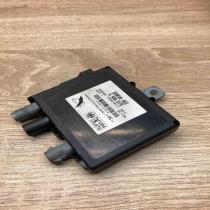 6906070 09365909  Aerial antenna amplifier BMW X5 E53