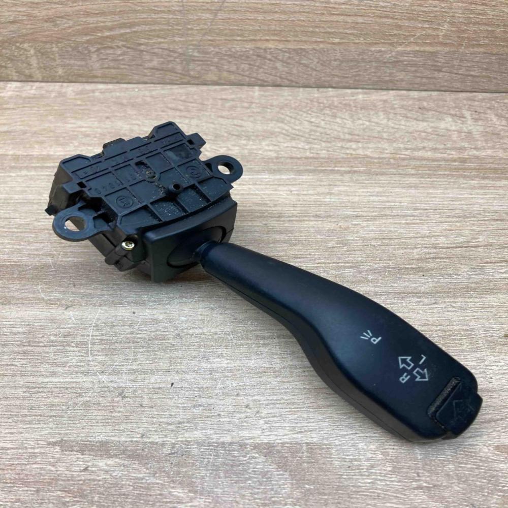 8363668 01104010  Indicator stalk BMW 3 E46