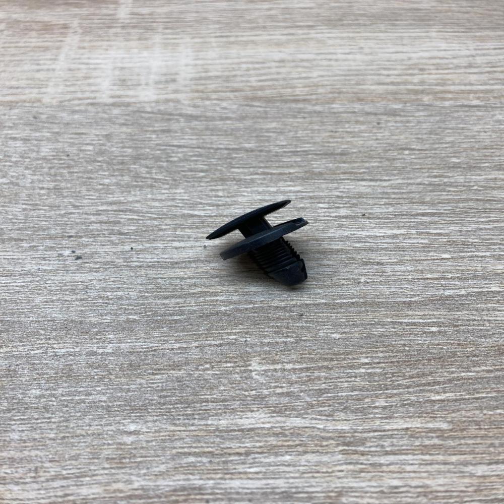 93165916   Rear bumper mounting bracket Opel Tigra B