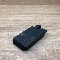 8391470 110187  Coolant fan relay BMW 7 E38