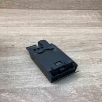 8391470 110187  Coolant fan relay BMW 7 E38