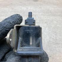 7700857062   Turbo solenoid valve Renault Laguna I