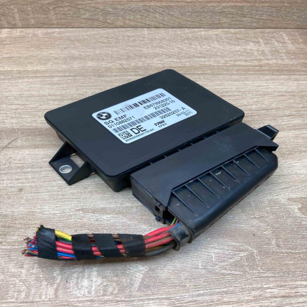 6799083 231220 10 With Plug Hand brake control module BMW 5 F10 F11