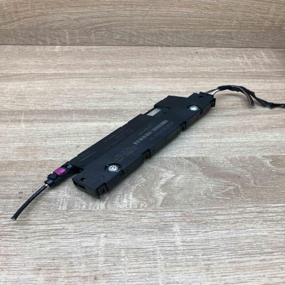 9247130 10819610  Aerial antenna amplifier BMW 5 F10 F11