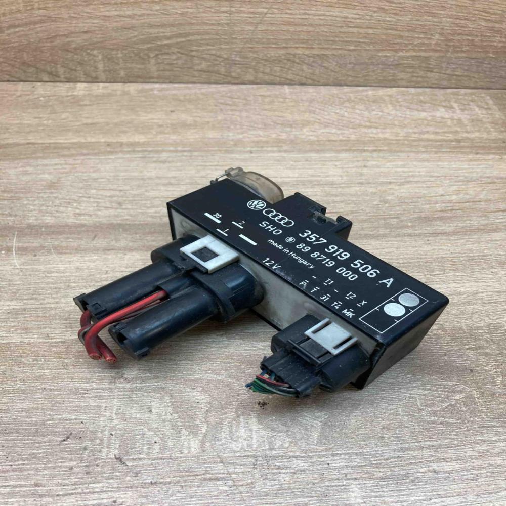 357919506A 898719000  Coolant fan relay Volkswagen PASSAT B4