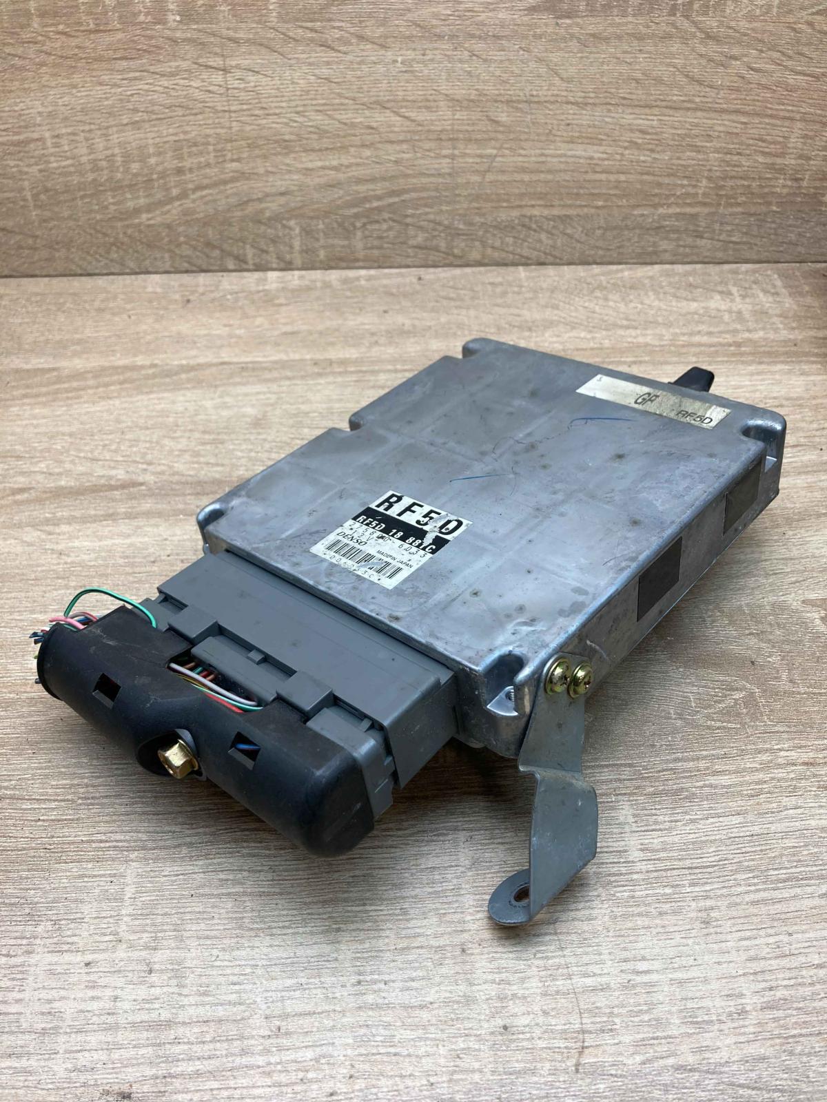RF5D 18881C 275800 6033 RF5D Engine control unit/module ECU Mazda 6