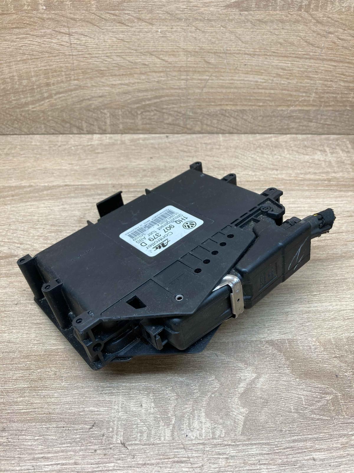 1H0907379D 100941 03204  ABS control unit/module Volkswagen Golf IV