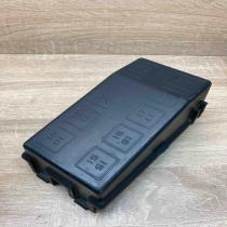09136102   Fuse box cover Opel Vectra B