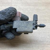 25860 64140 184600 3600  Turbo solenoid valve Toyota Corolla E120 E130