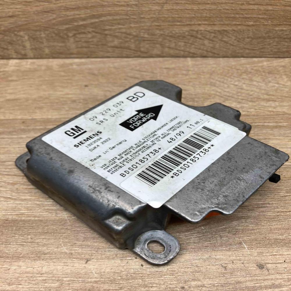 09229039 5WK42922 Used Airbag control unit/module Opel Vectra B