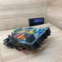 9628024480 11559  Fuse module Peugeot 206