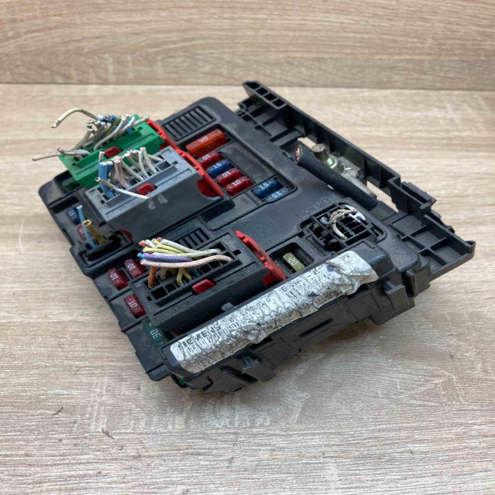 Siemens Peugeot Fuse Box   Fuse module Citroen Berlingo