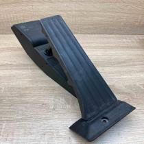 6766930 259160 10  Accelerator throttle pedal BMW 7 E65 E66
