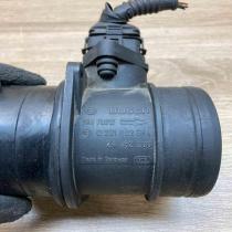 24462266 0281002564  Mass air flow meter Opel Omega B2