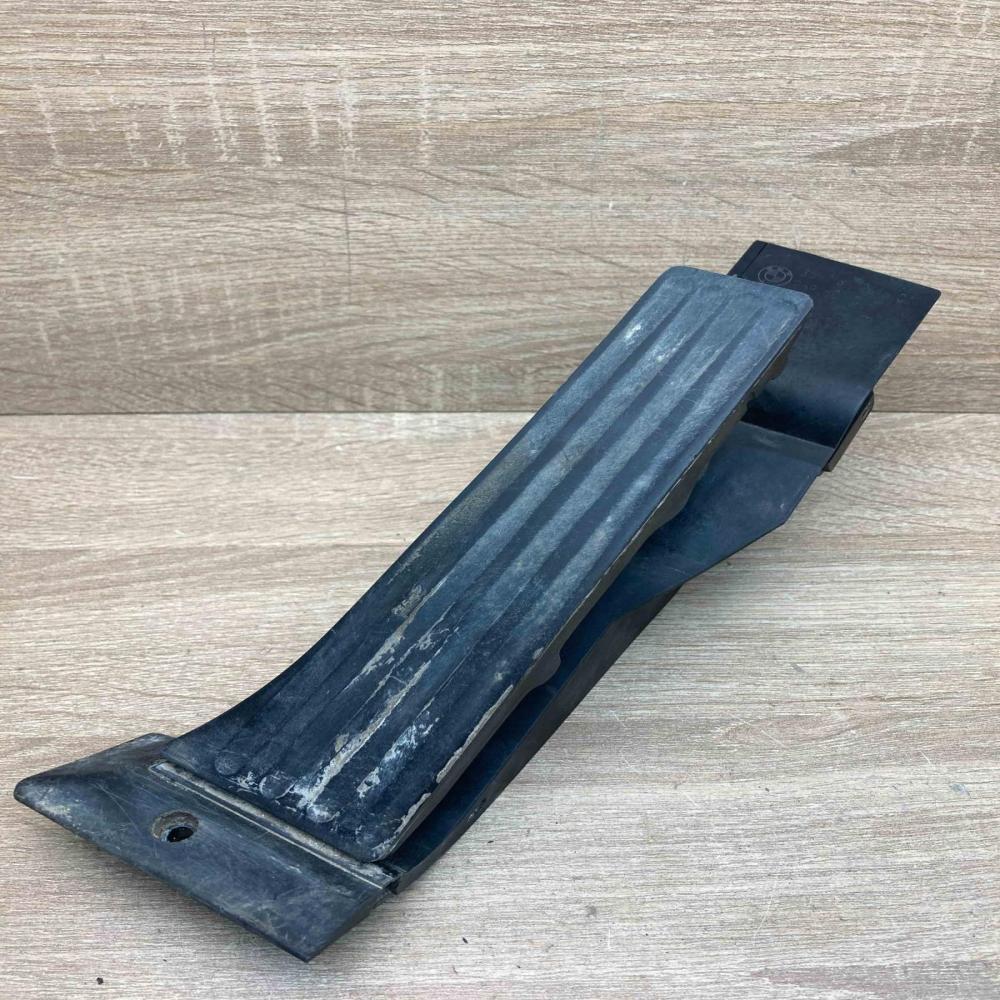 6772646 259160 10  Accelerator throttle pedal BMW 3 E90 E91