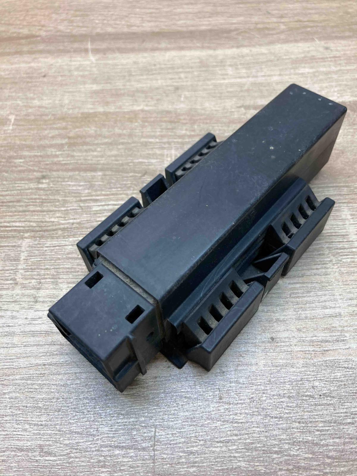 PBT GF PAGF  Other relay Mercedes-Benz S W140