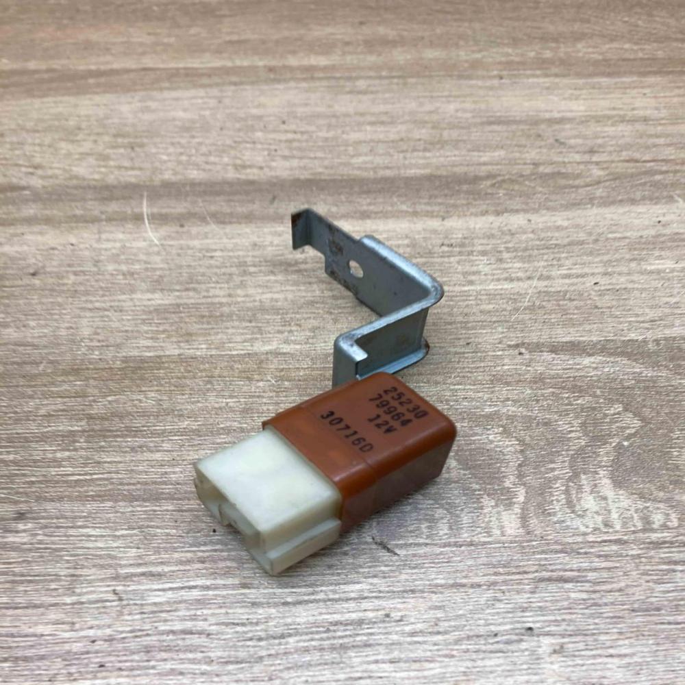 25230 79964 30716D  Other relay Nissan Murano Z50