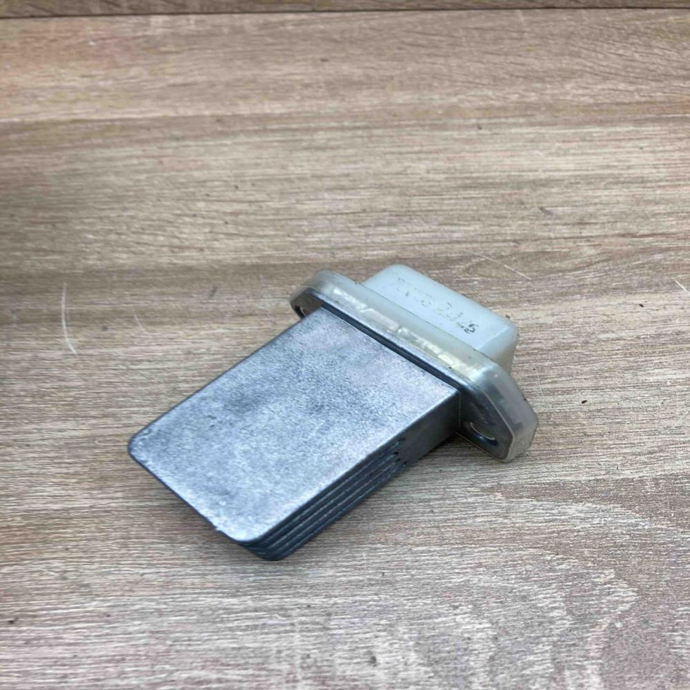 Nissan Heater Resistor   Heater blower motor/fan resistor Nissan Note (E12)