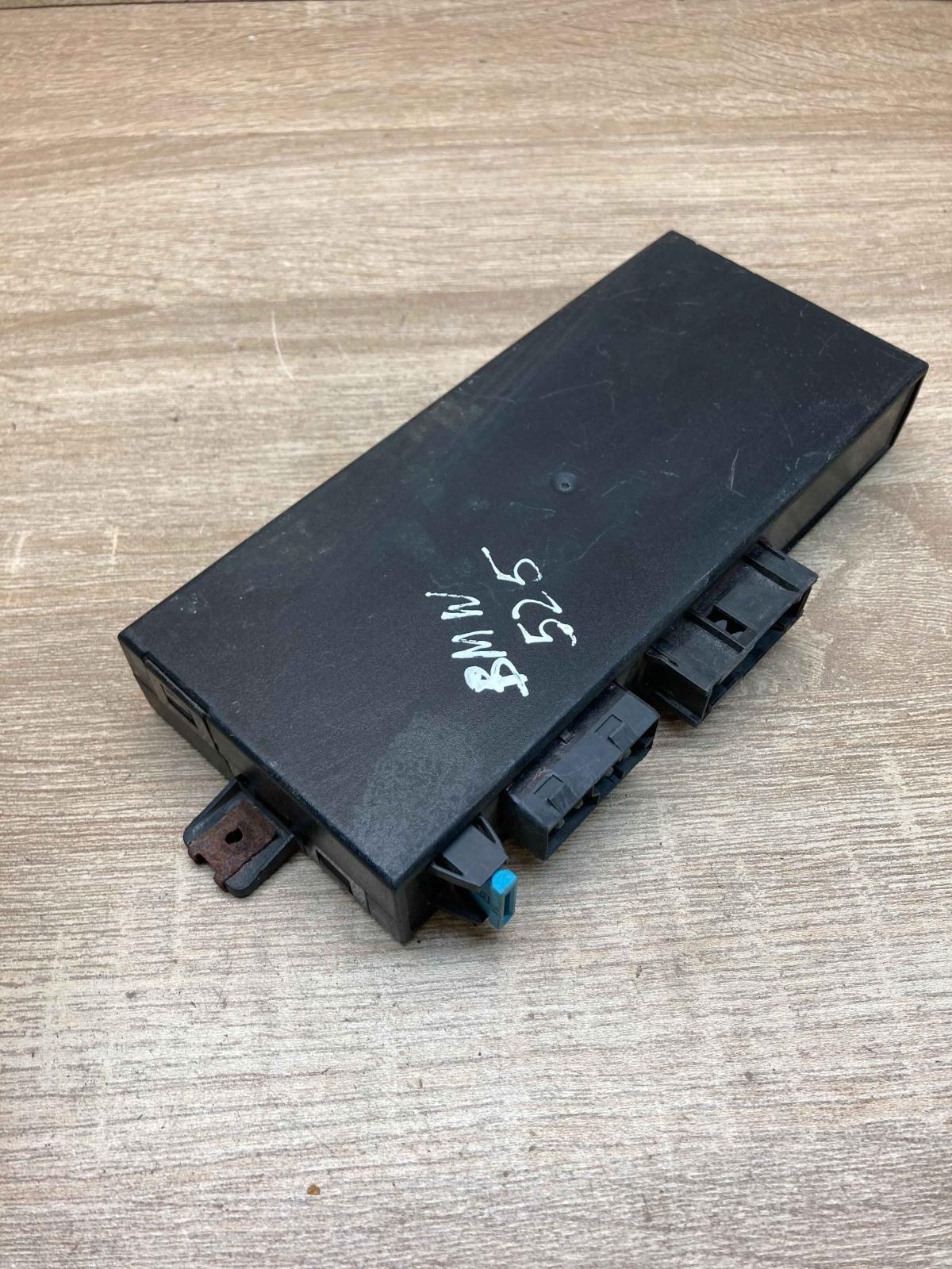 8355139 084659057  Comfort/convenience module BMW 5 E34