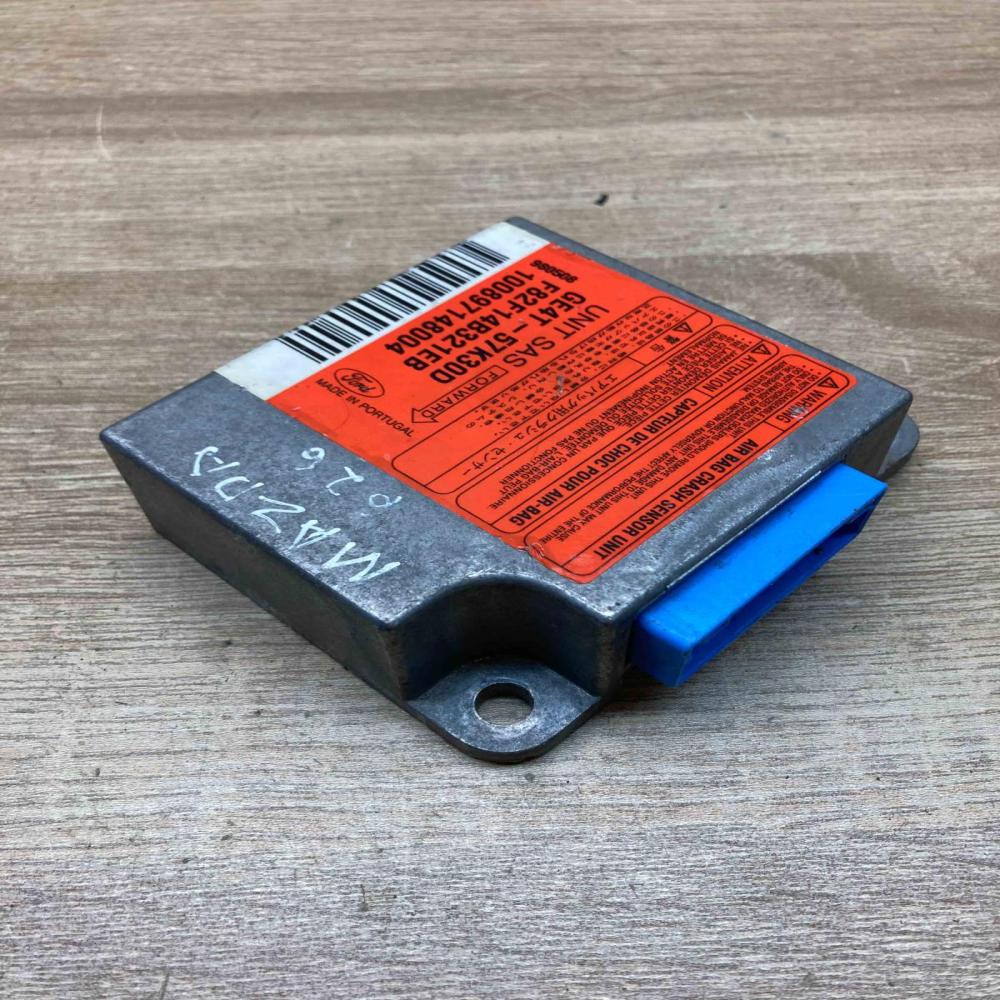 GE4T 57K30D F82F14B321EB  Airbag control unit/module Mazda 626