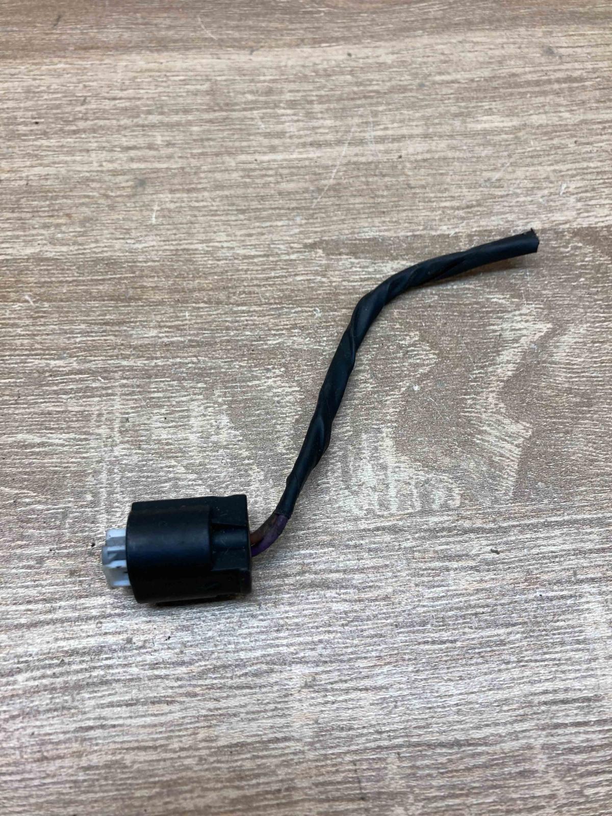 1718555 Used  Plug wire BMW 5 F10 F11