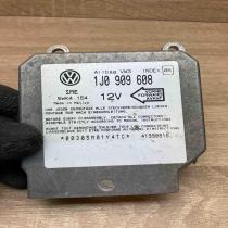 1J0909608 5WK4168  Airbag control unit/module Seat Toledo I (1L)