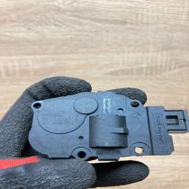 22112007 410475520  Air flap motor/actuator BMW 3 E90 E91