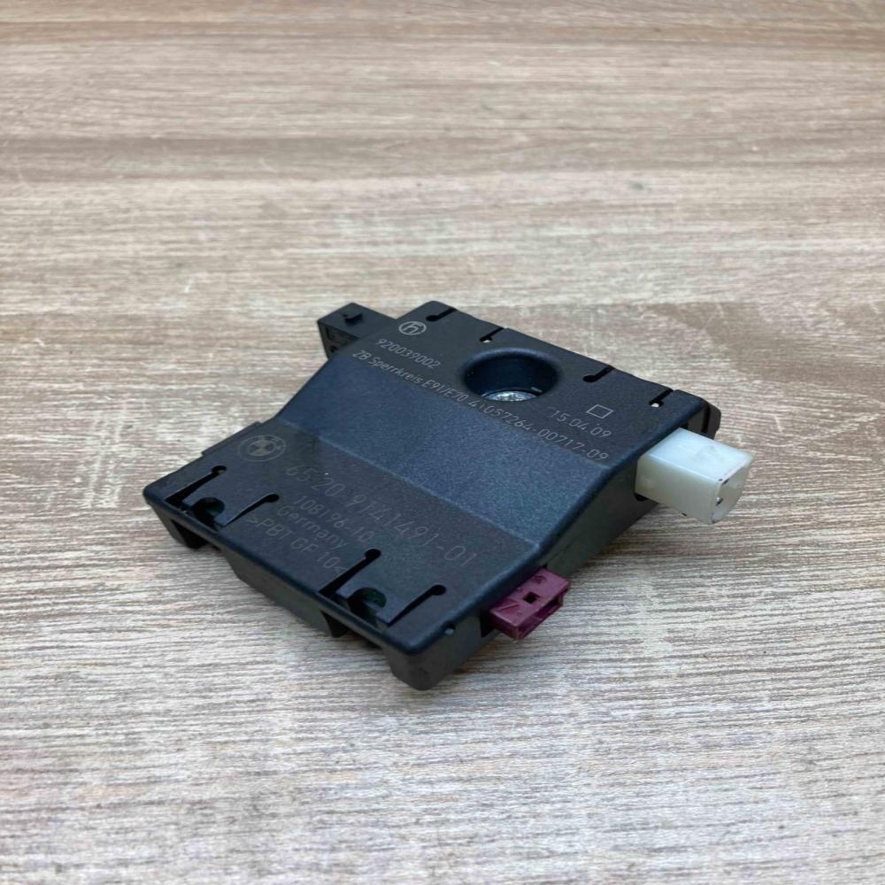 9141491 108196 10  Aerial antenna amplifier BMW 3 E90 E91