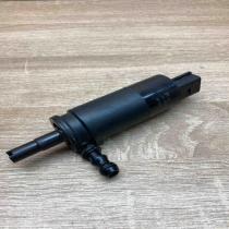 6973097 577863 10  Headlight washer pump BMW 5 E60 E61