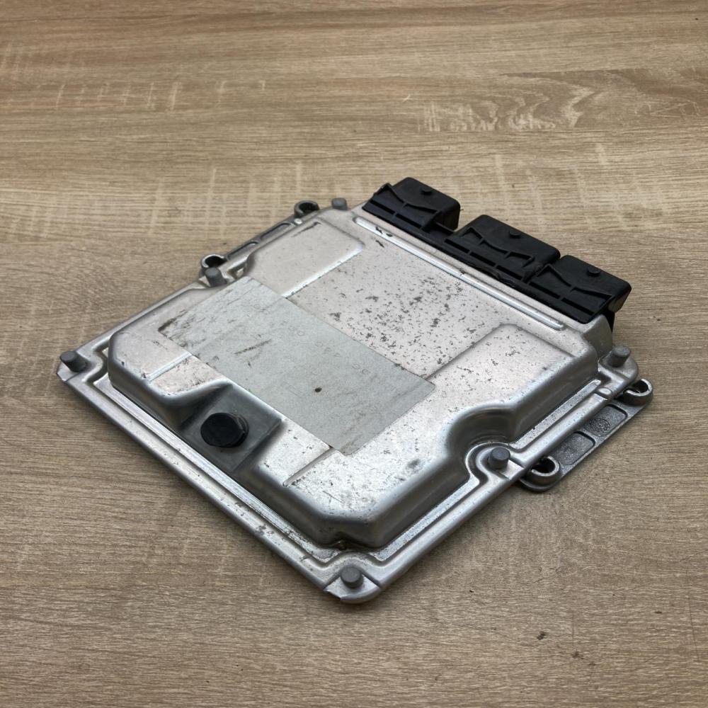 9644606180 0281010779  Engine control unit/module ECU Peugeot 307