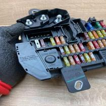 6906588 6906601  Fuse module BMW 5 E60 E61