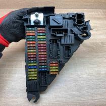6906618   Fuse module BMW 5 E60 E61