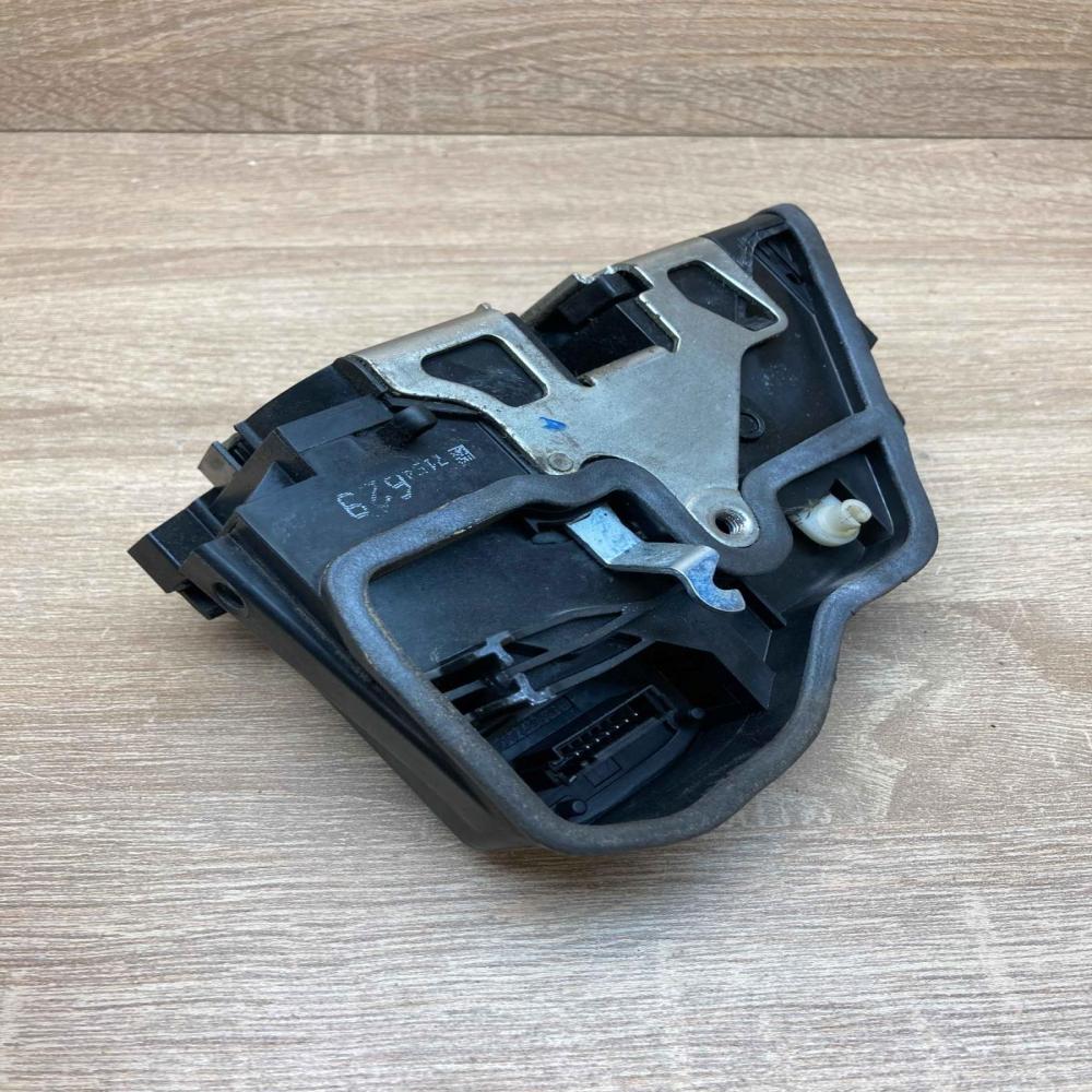 7154629   Rear door lock BMW 1 E81 E87