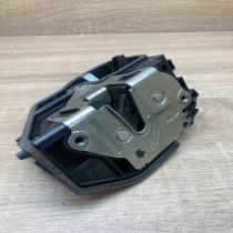 7154619  Front Left Front door lock BMW 5 E60 E61