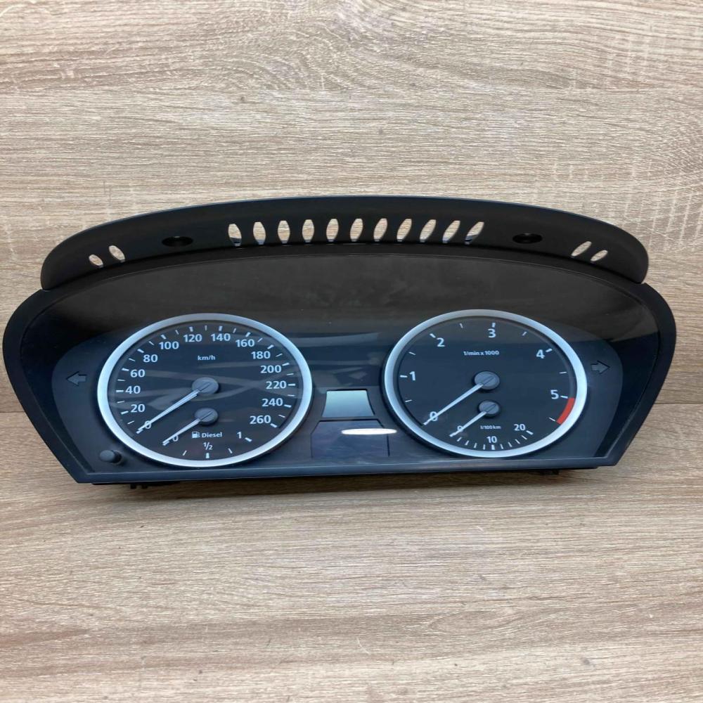 6958600 110080213  Speedometer (instrument cluster) BMW 5 E60 E61
