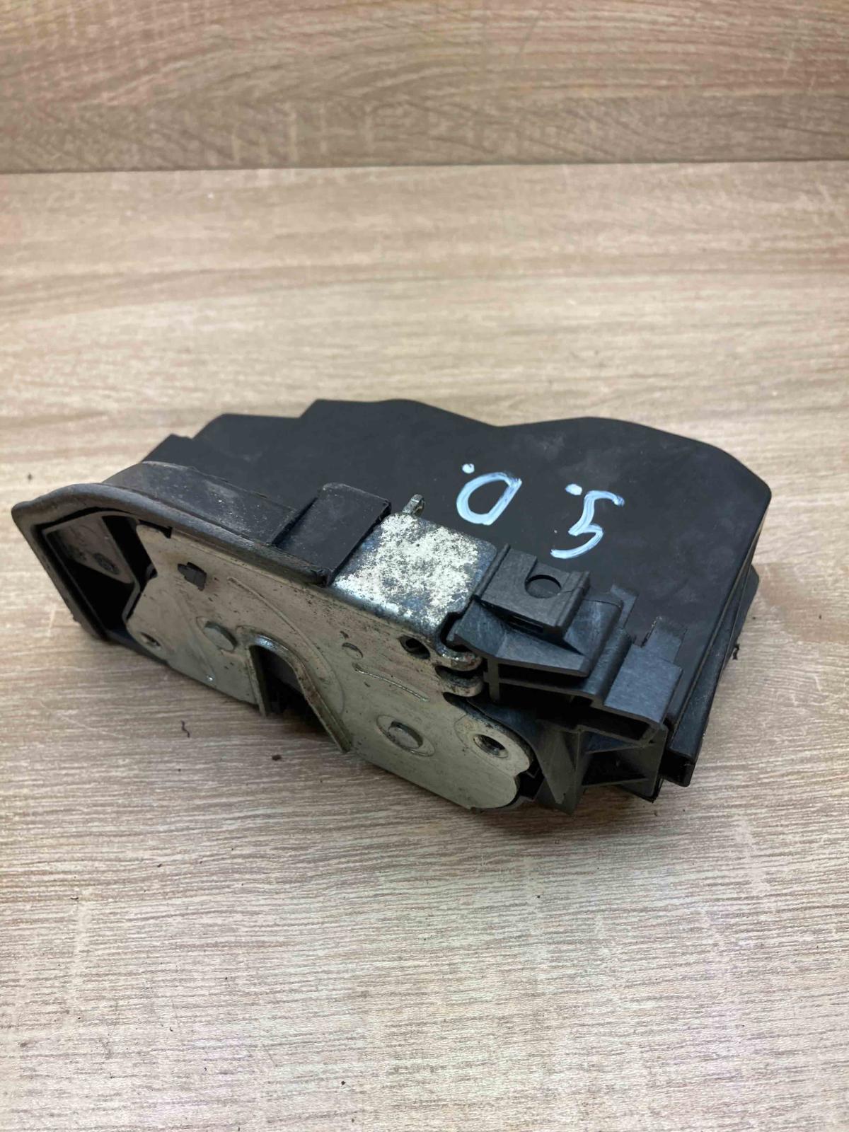 7167070  HTR Rear door lock BMW 5 E60 E61