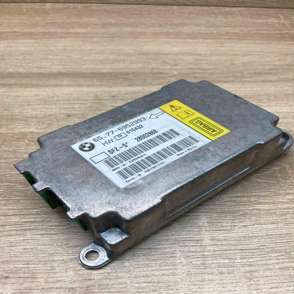 6952993 28002868  Airbag control unit/module BMW 5 E60 E61