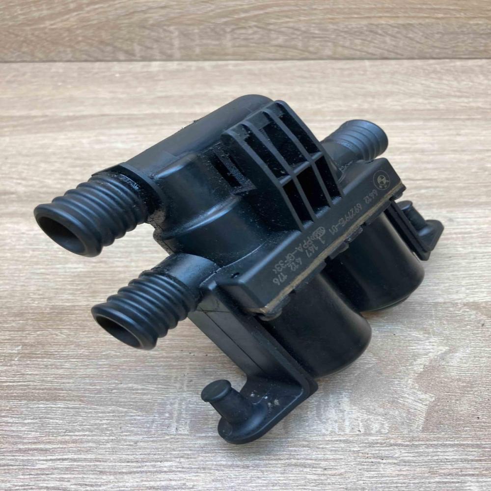6927915 1147412176  Coolant heater control valve BMW 7 E65 E66
