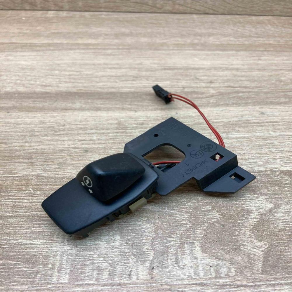 6947786 676786  Steering wheel adjustment switch BMW 5 E60 E61