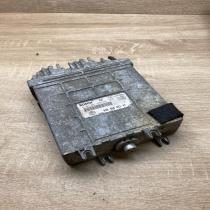 028906021AT 0281001368  Engine control unit/module ECU Volkswagen PASSAT B4
