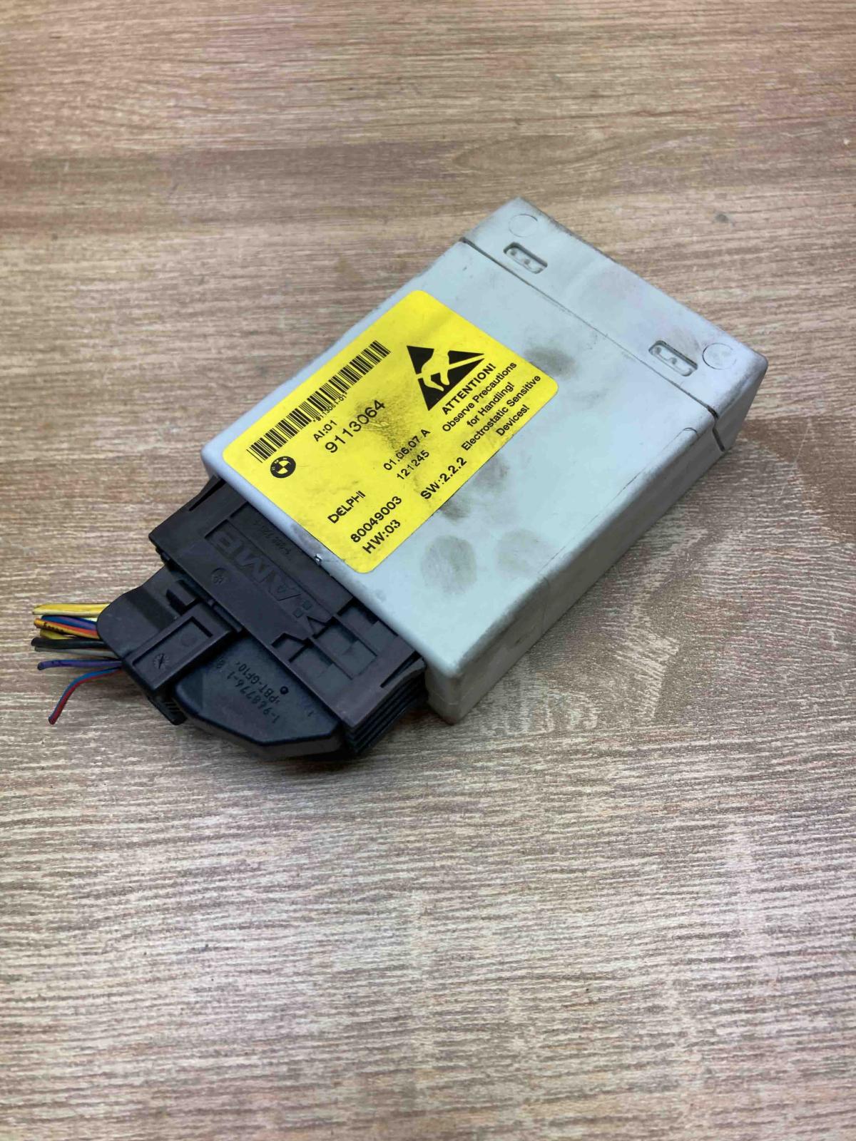 9113064 121245  Center console control module BMW 5 E60 E61