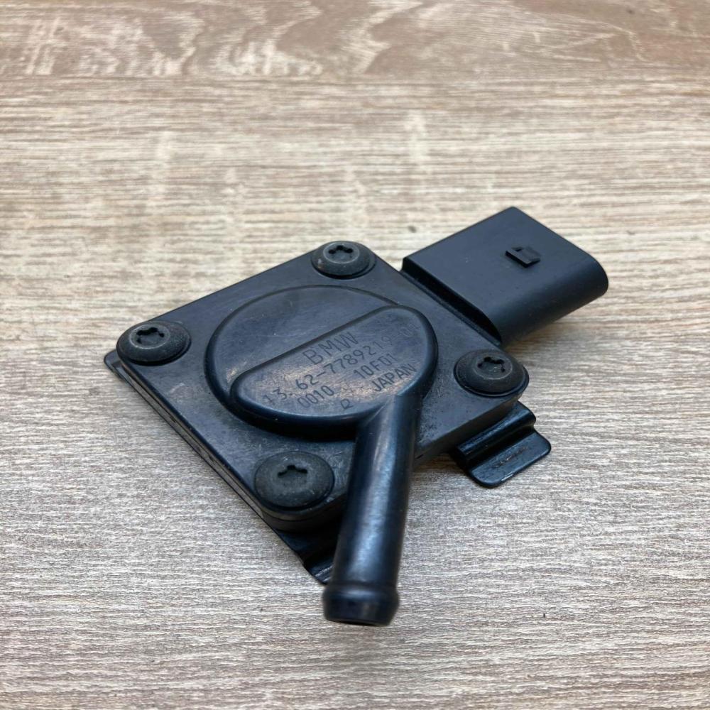 7789219 10F01  Exhaust gas pressure sensor BMW 5 E60 E61