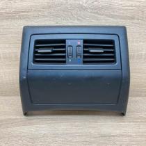 6932023 14121810  Rear air vent grill BMW 3 E90 E91