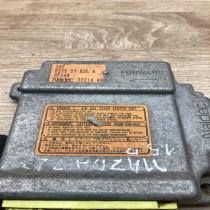 B25E 57 K30 A 3321449 8F24A Airbag control unit/module Mazda 323
