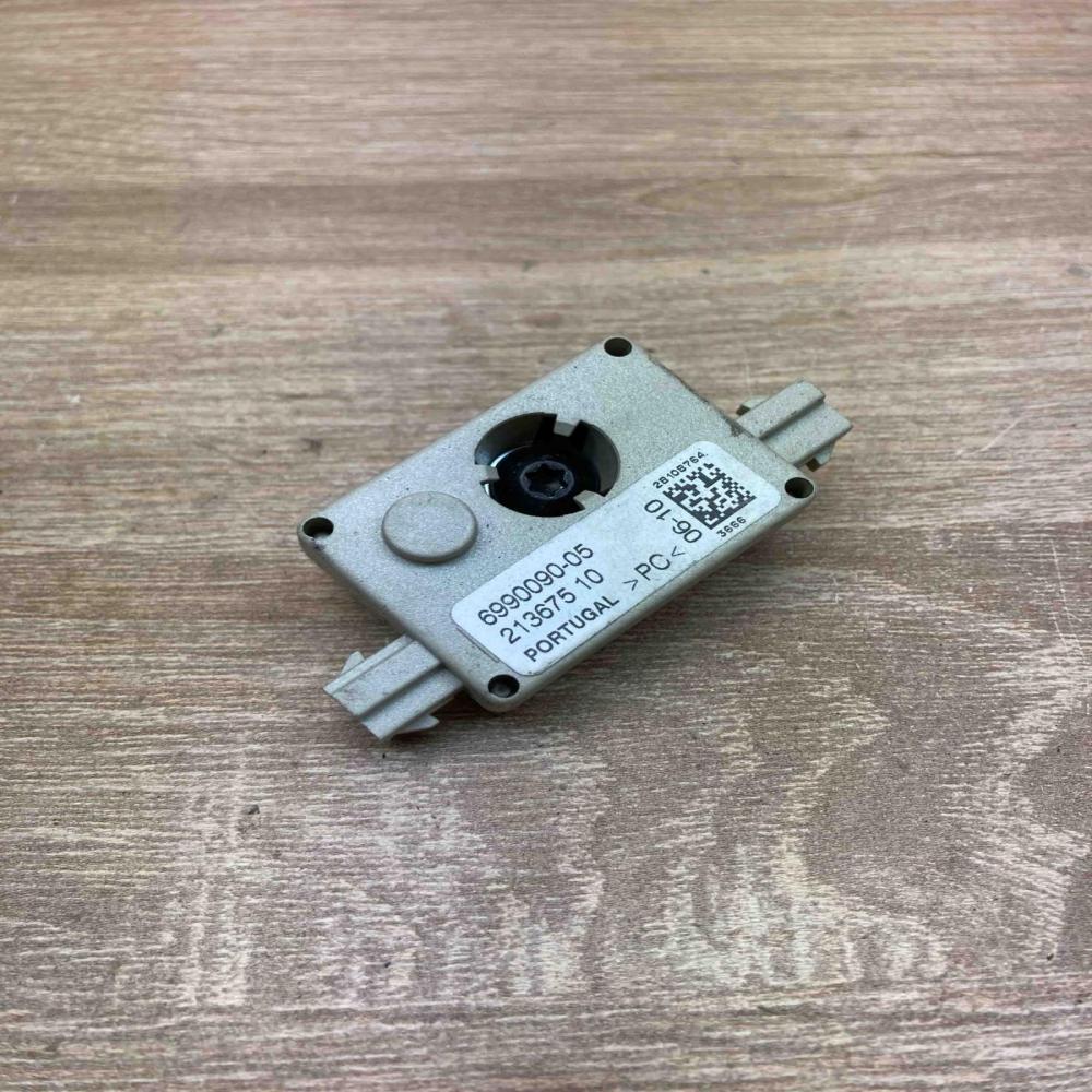 6990090 21367510  Aerial antenna amplifier BMW 3 E90 E91