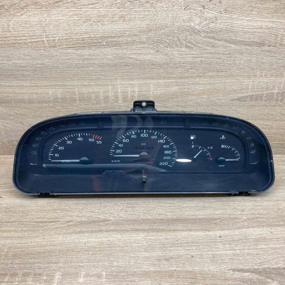 7700844751 21571687 6  Speedometer (instrument cluster) Renault Laguna II
