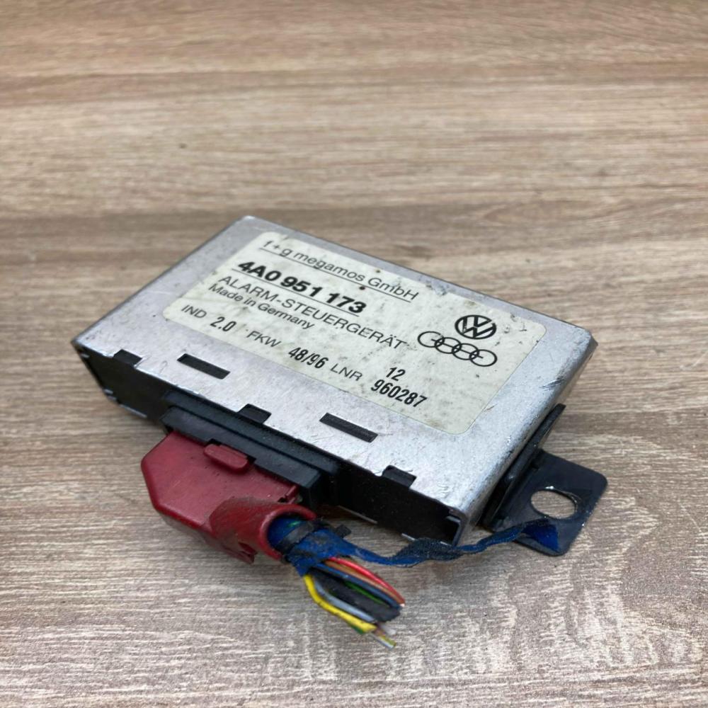 4A0951173 960287  Alarm control unit/module Audi A6 S6 C4 4A