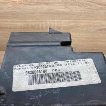 9638805180 9638805180  Fuse module Peugeot 607