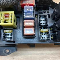 B11342 30865330 2490 Fuse module Volvo S40, V40